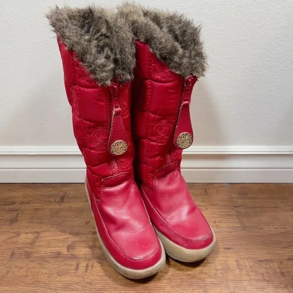 Juicy Couture Quilted Faux  Fur Snowflurry Lining Winter Wedge Boots